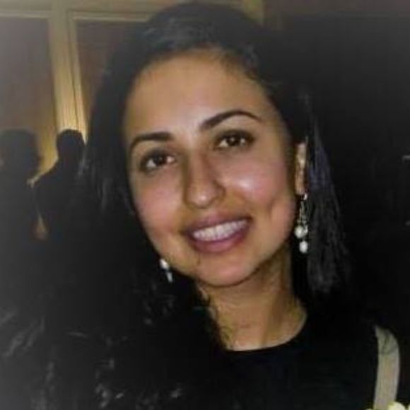 Meet your Posher, Laila - Picture 1 of 1